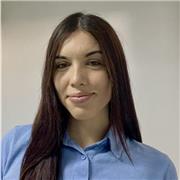 Sono Alessia, una ragazza universitaria solare e determinata che ti aiuterà con lo spagnolo in quanto sono italo-cubana.